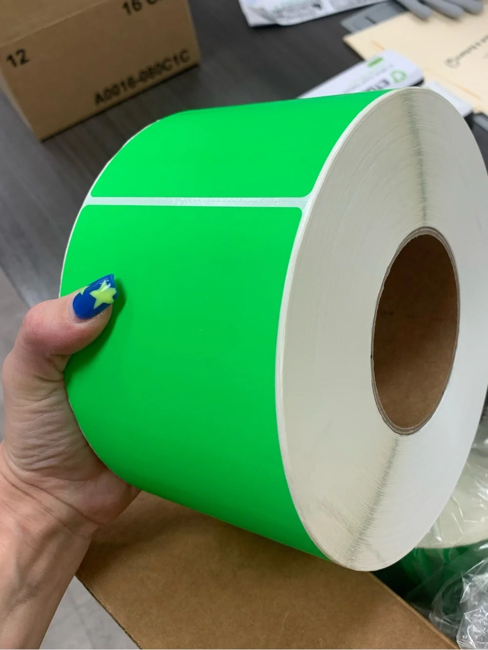 Fluorescent Green Industrial Thermal Transfer shipping Labels Rolls 1,000 4 x 6